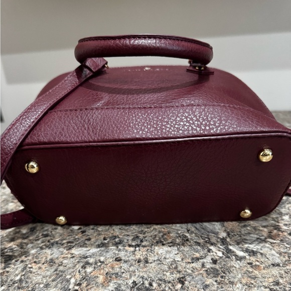 London Fog Burgundy Crossbody Bag - Picture 5 of 5